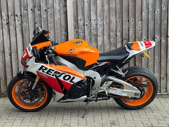 Used Honda CBR 2017 for sale - bike-77568747: Photo