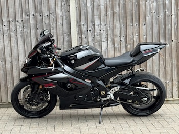 Used Suzuki GSX-R 2006 for sale - bike-78642106: Photo