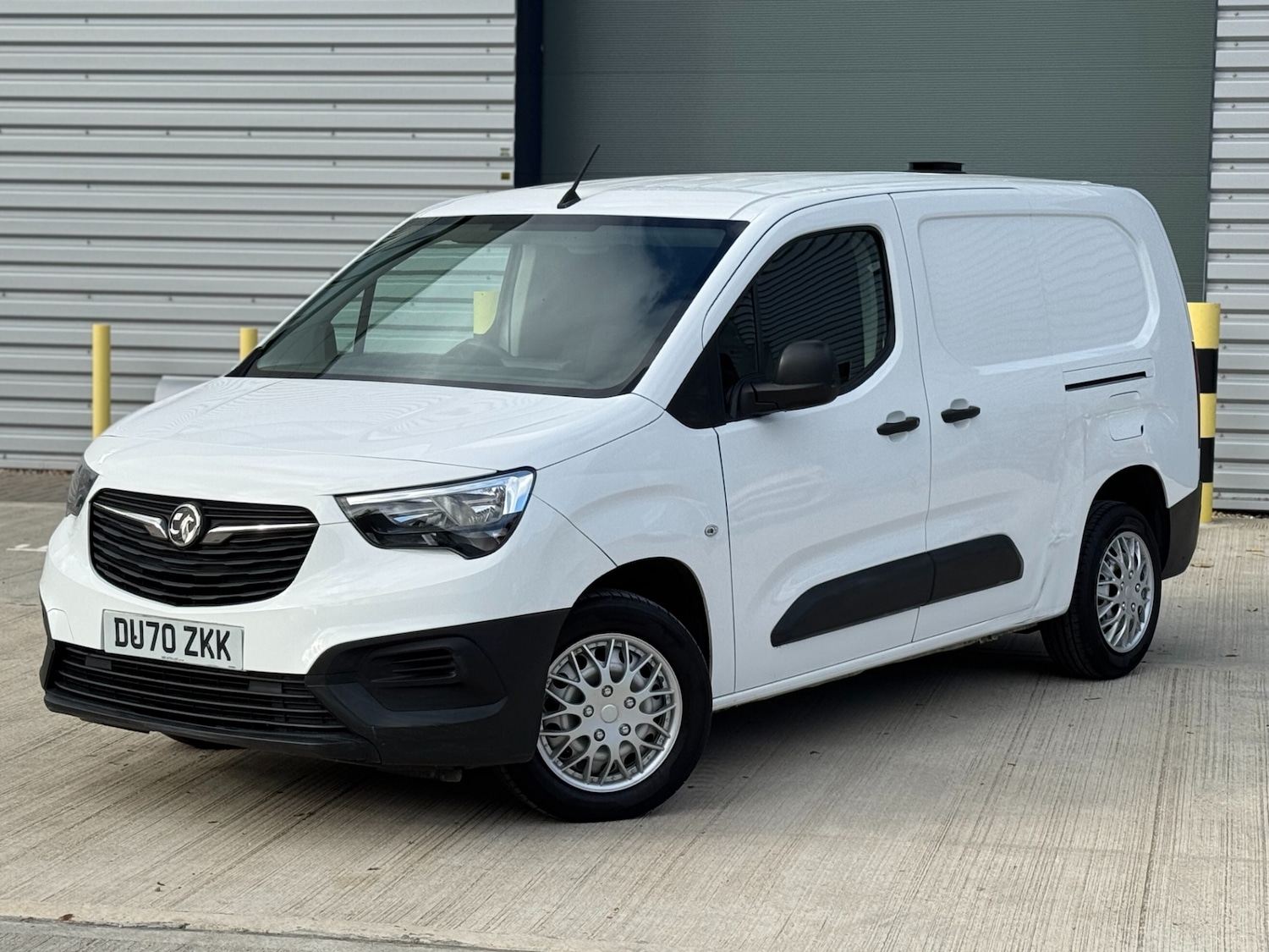 Used Vauxhall Combo 2020 for sale - 76383303: Photo 3
