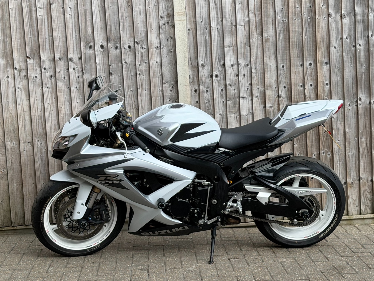Used Suzuki GSX-R 2008 for sale - 78408827: Photo 2