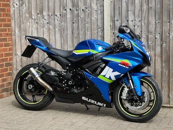 Used Suzuki GSX-R 2018 for sale - bike-78470591: Photo
