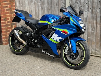 Used Suzuki GSX-R 2018 for sale - bike-78470591: Photo