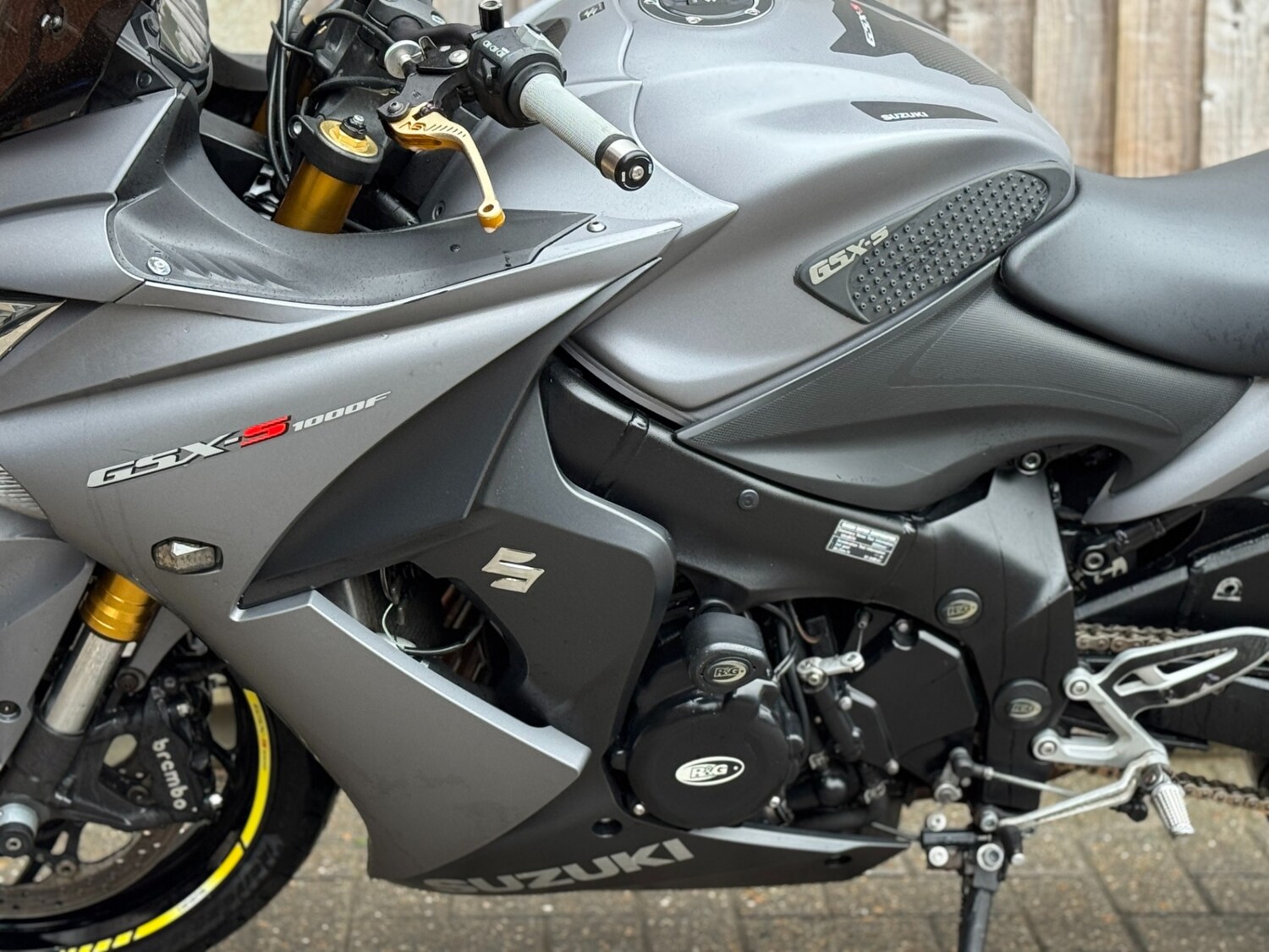 Suzuki GSX-S