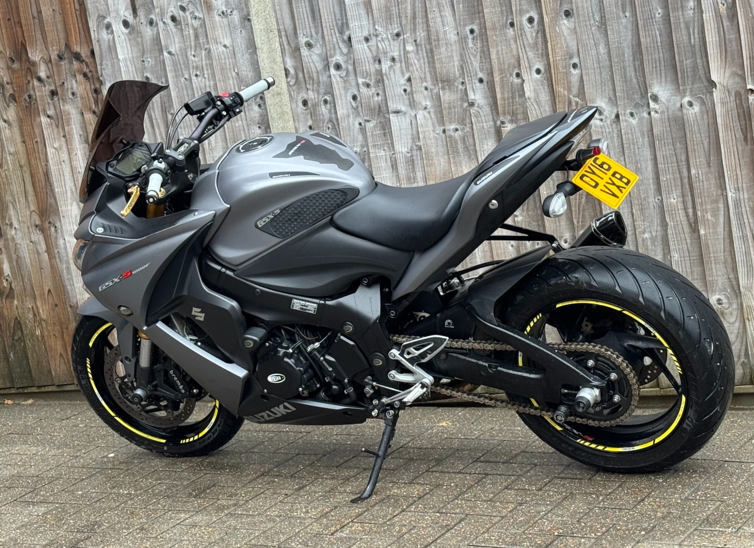 Suzuki GSX-S