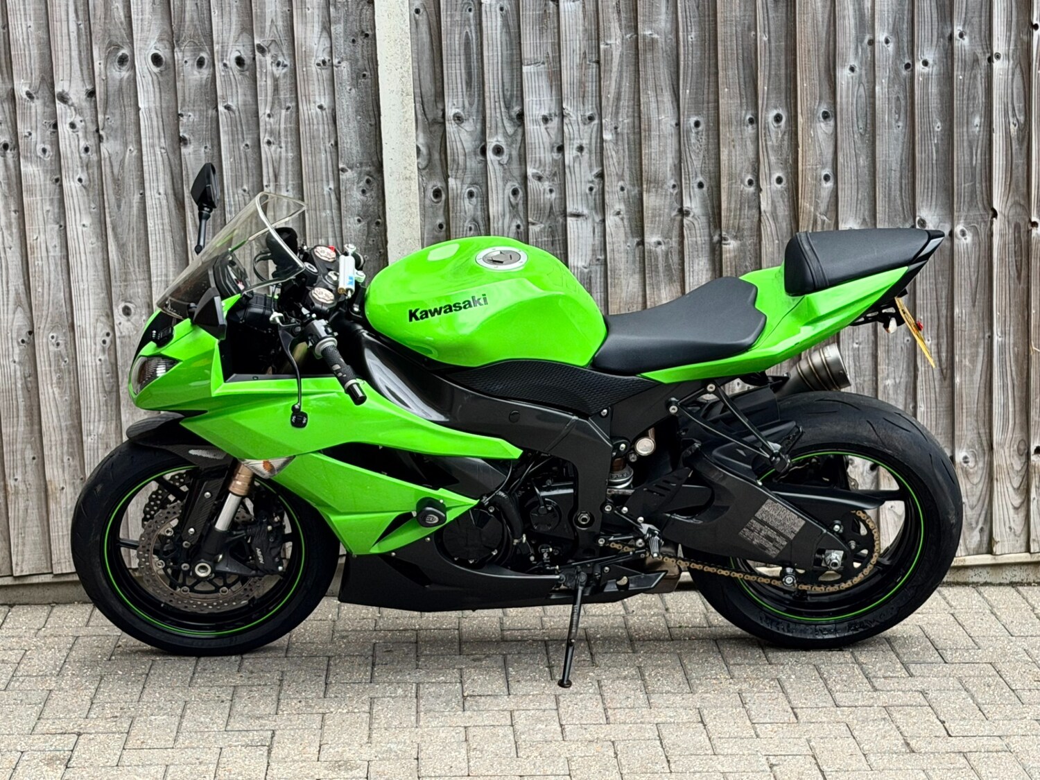 Used Kawasaki Ninja 2009 for sale - 78815136: Photo 2
