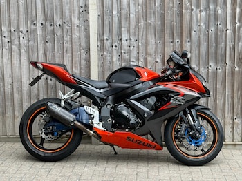 Used Suzuki GSX-R 2008 for sale - bike-79054481: Photo