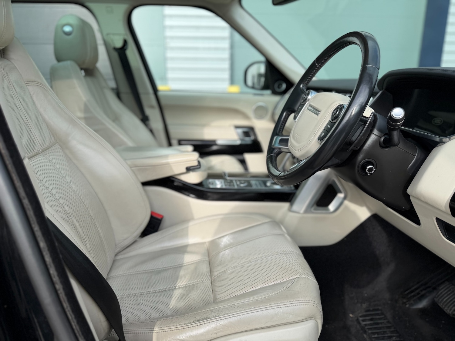 Used Land Rover Range Rover 2015 for sale - 77431944: Photo 25