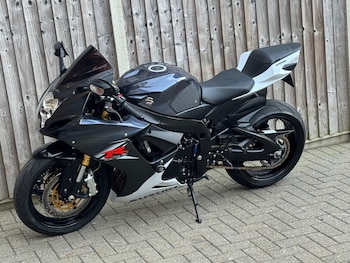 Used Suzuki GSX-R 2015 for sale - bike-77729041: Photo