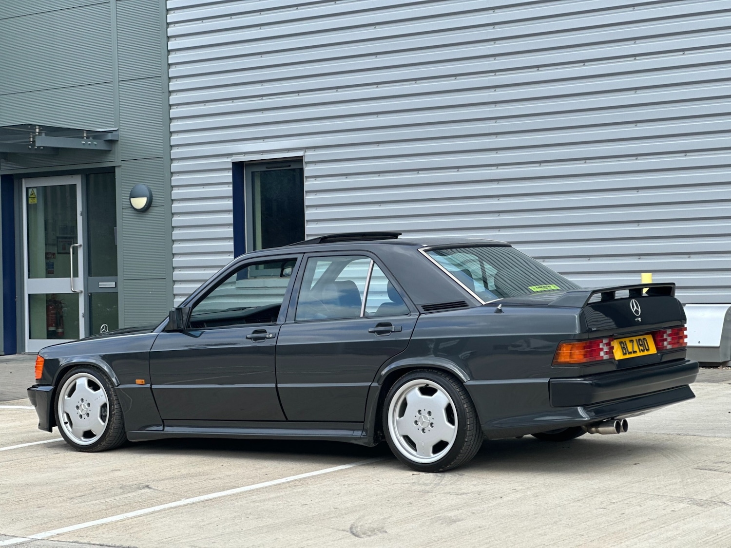 Used Mercedes-Benz 190 1990 for sale - 77385607: Photo 11