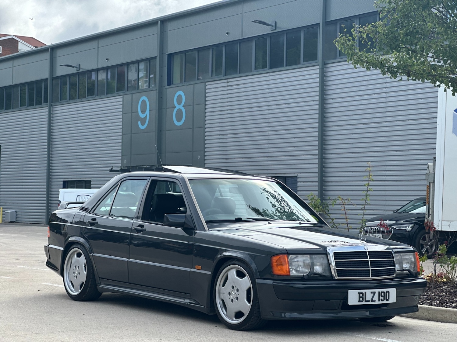 Used Mercedes-Benz 190 1990 for sale - 77385607: Photo 5