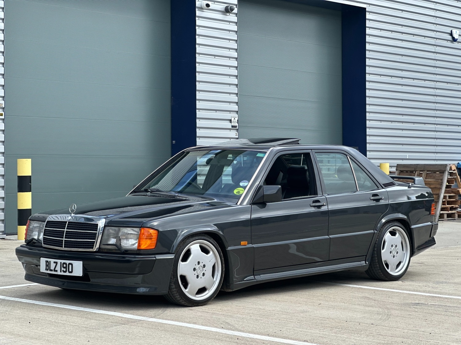 Used Mercedes-Benz 190 1990 for sale - 77385607: Photo 6