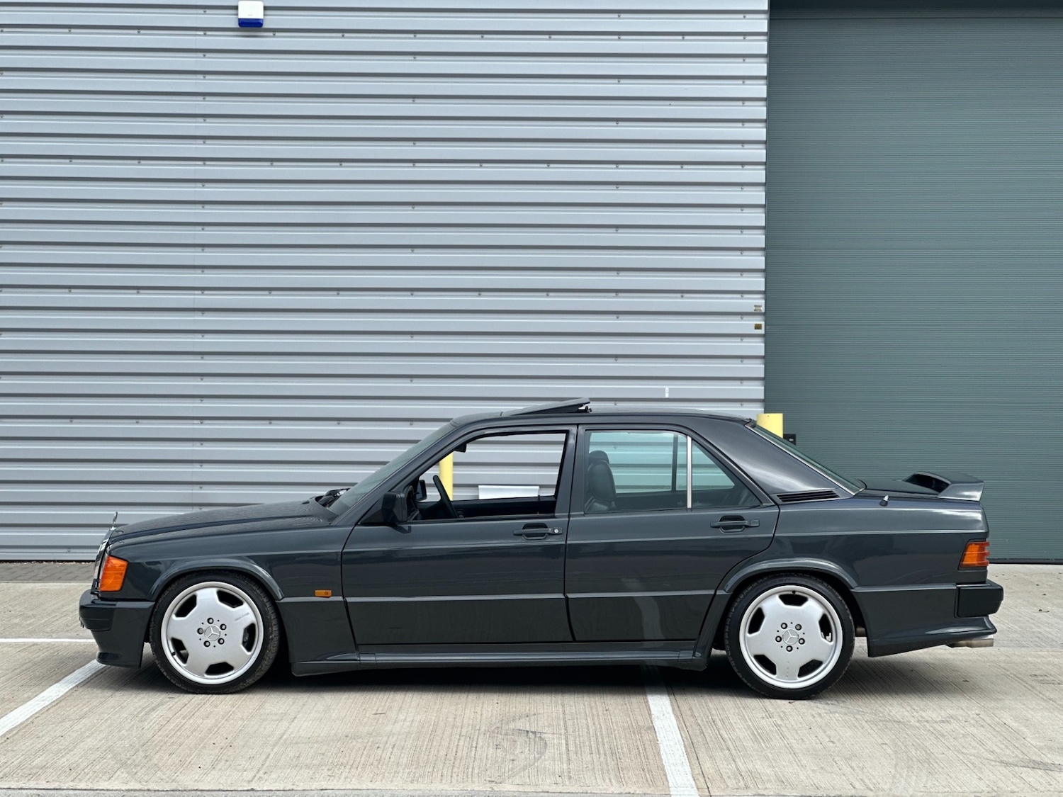 Used Mercedes-Benz 190 1990 for sale - 77385607: Photo 7