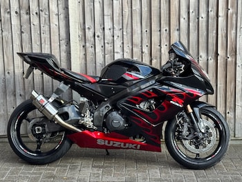 Used Suzuki GSX-R 2005 for sale - bike-77435337: Photo