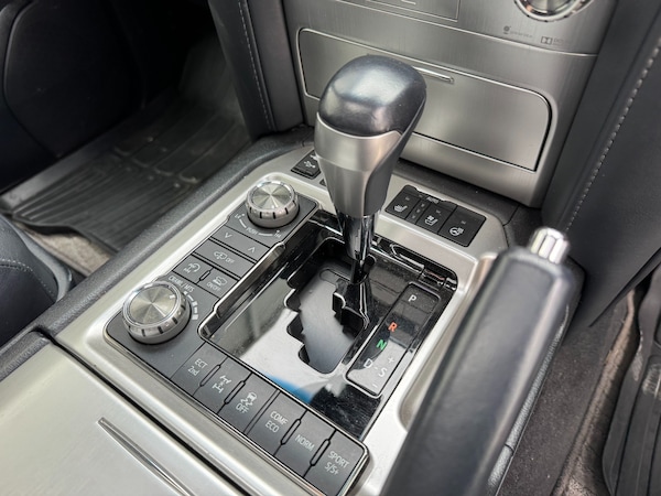 Used Toyota Landcruiser 2024 for sale - 74718820: Photo 17