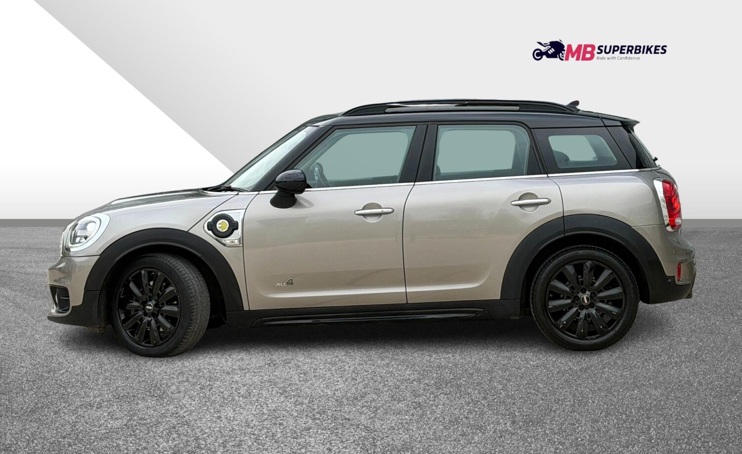 Used MINI Countryman 2017 for sale - 77845458: Photo 13