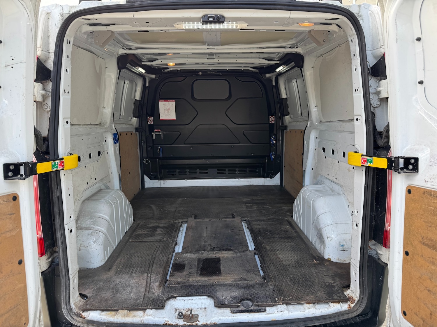 Used Ford Transit Custom 2018 for sale - 76911410: Photo 9