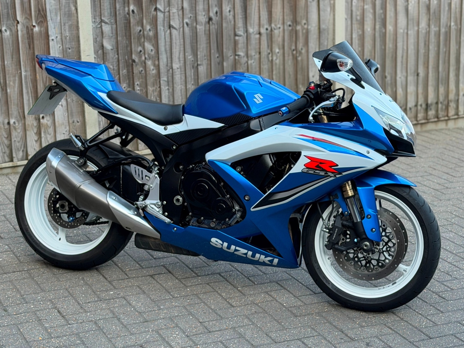 Used Suzuki GSX-R 2010 for sale - 78716479: Photo 8