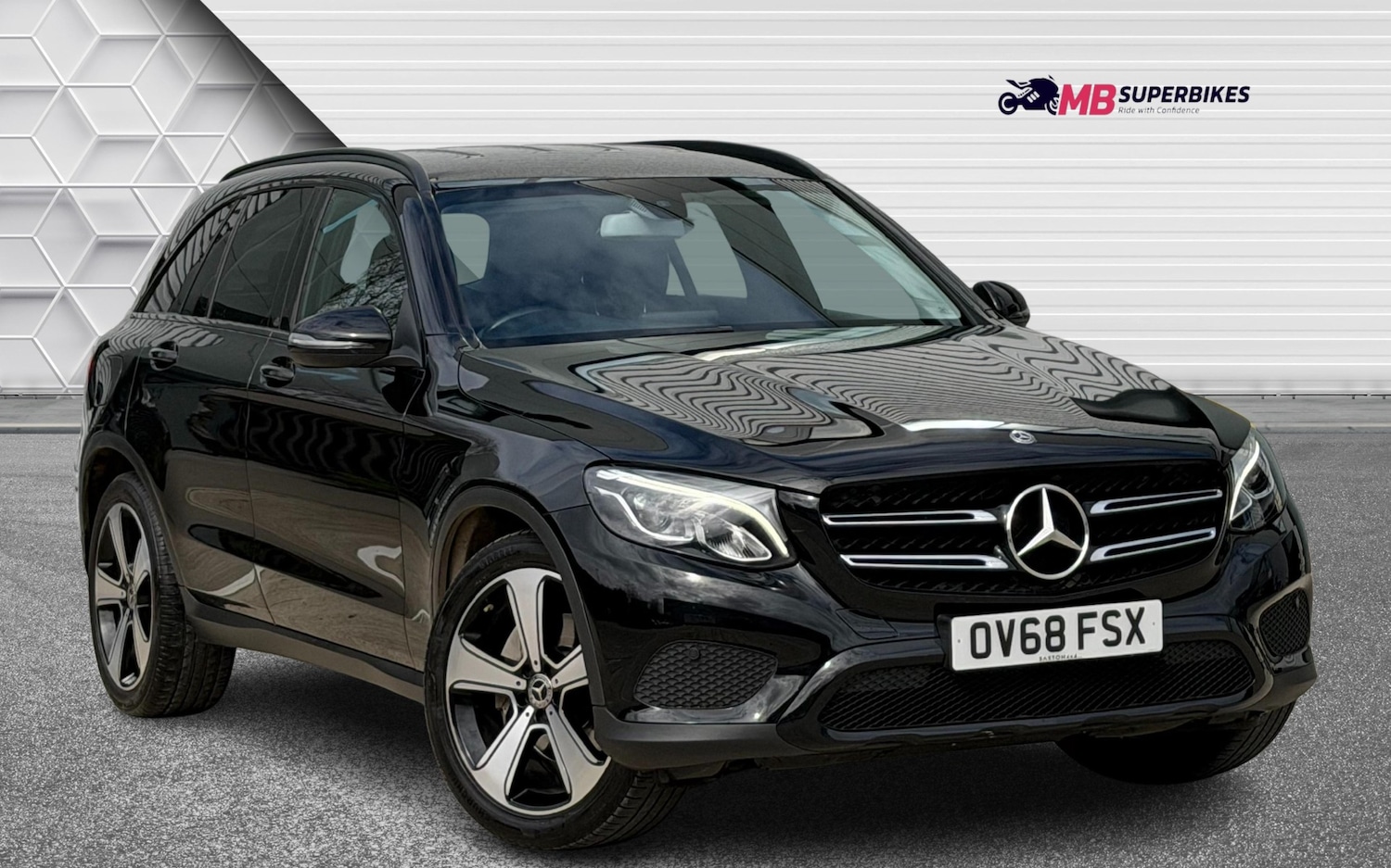 Used Mercedes-Benz GLC 2018 for sale - 78079344: Photo 2