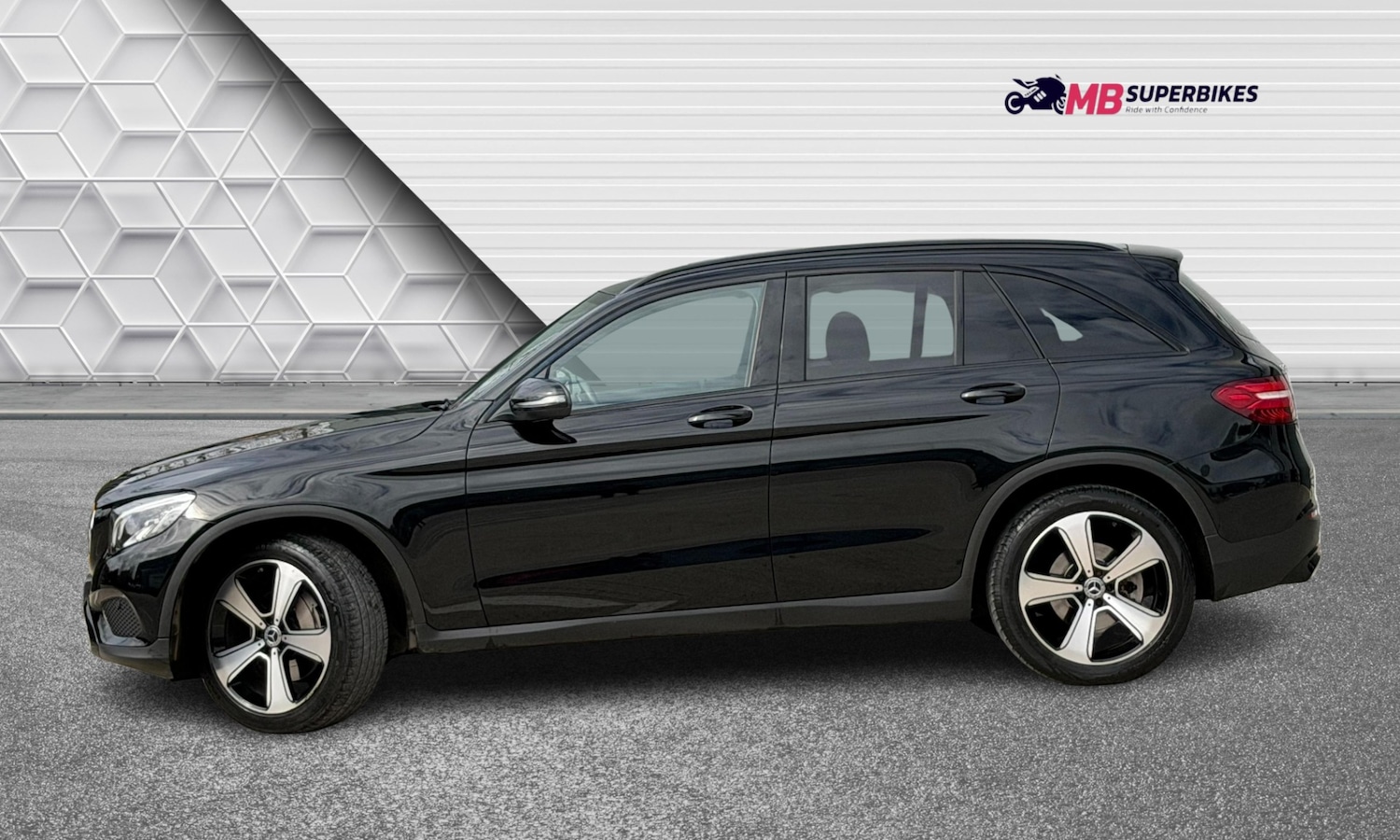 Used Mercedes-Benz GLC 2018 for sale - 78079344: Photo 9