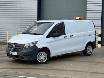 Used Mercedes-Benz Vito 2017 for sale - 77024047: Photo