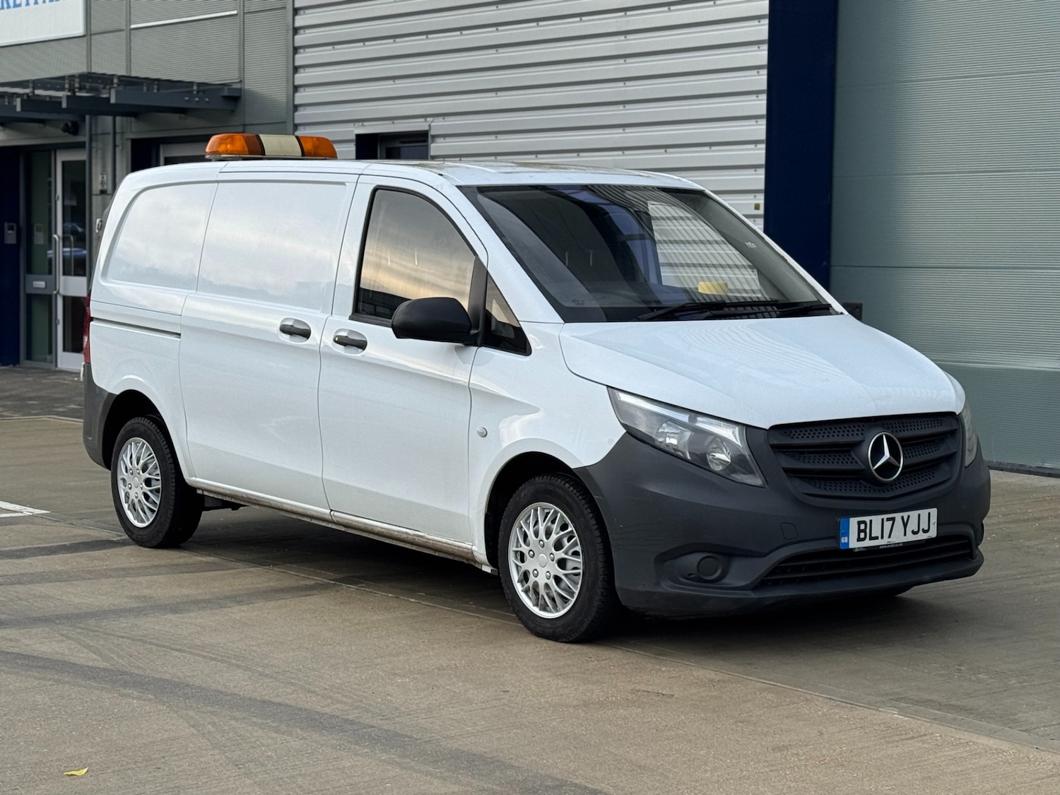 Used Mercedes-Benz Vito 2017 for sale - 77024047: Photo 5