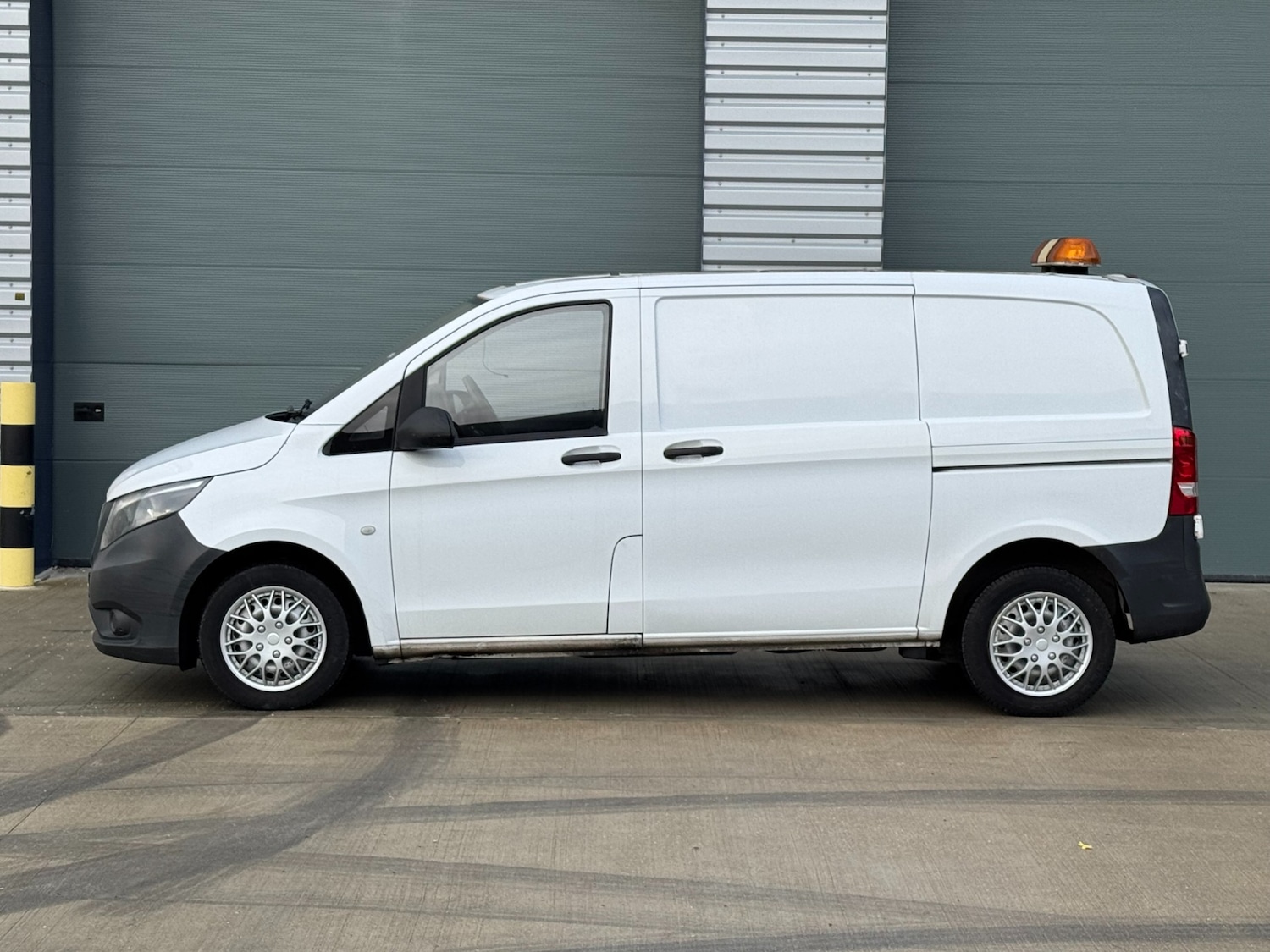 Used Mercedes-Benz Vito 2017 for sale - 77024047: Photo 6