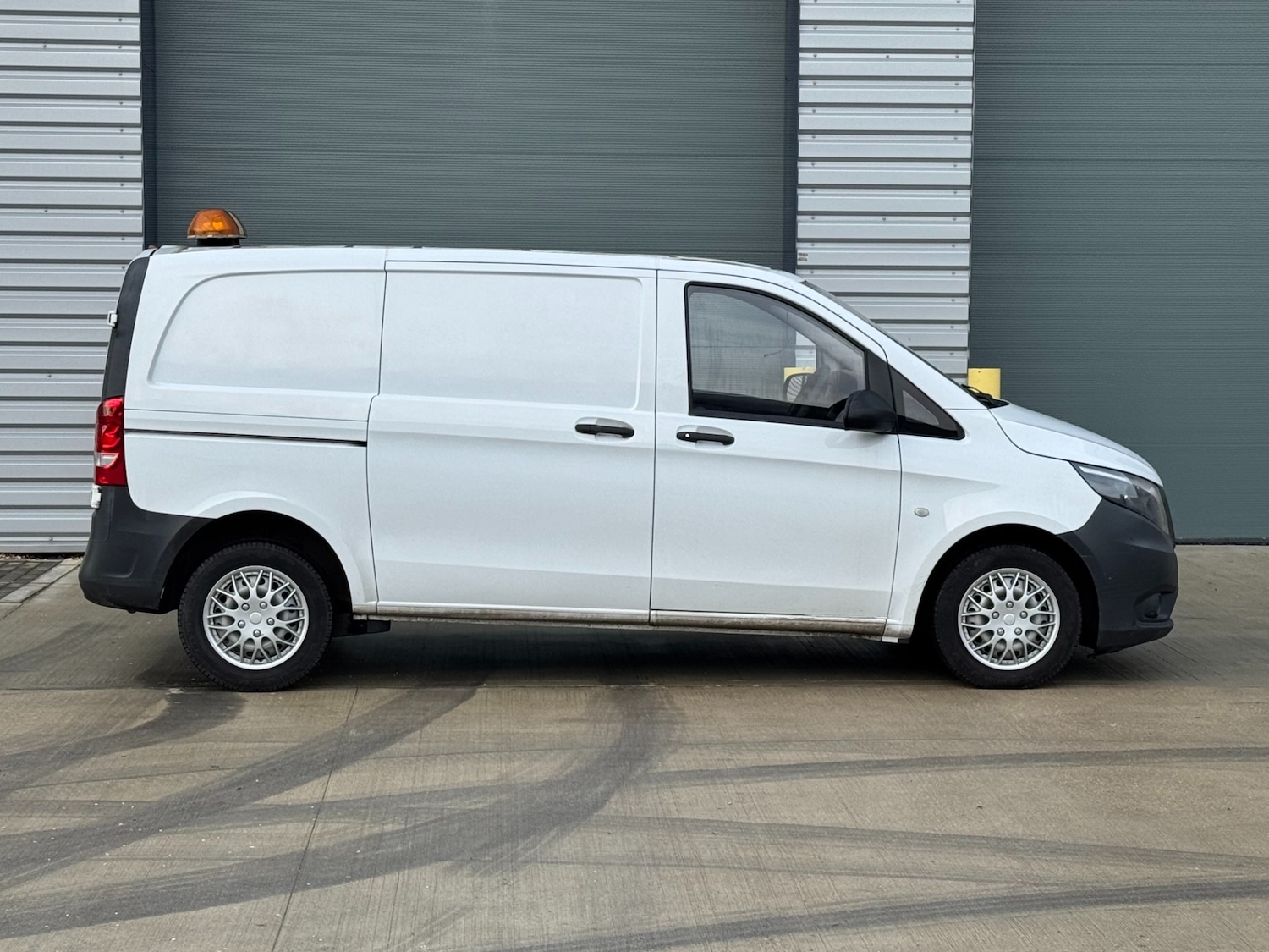 Used Mercedes-Benz Vito 2017 for sale - 77024047: Photo 7