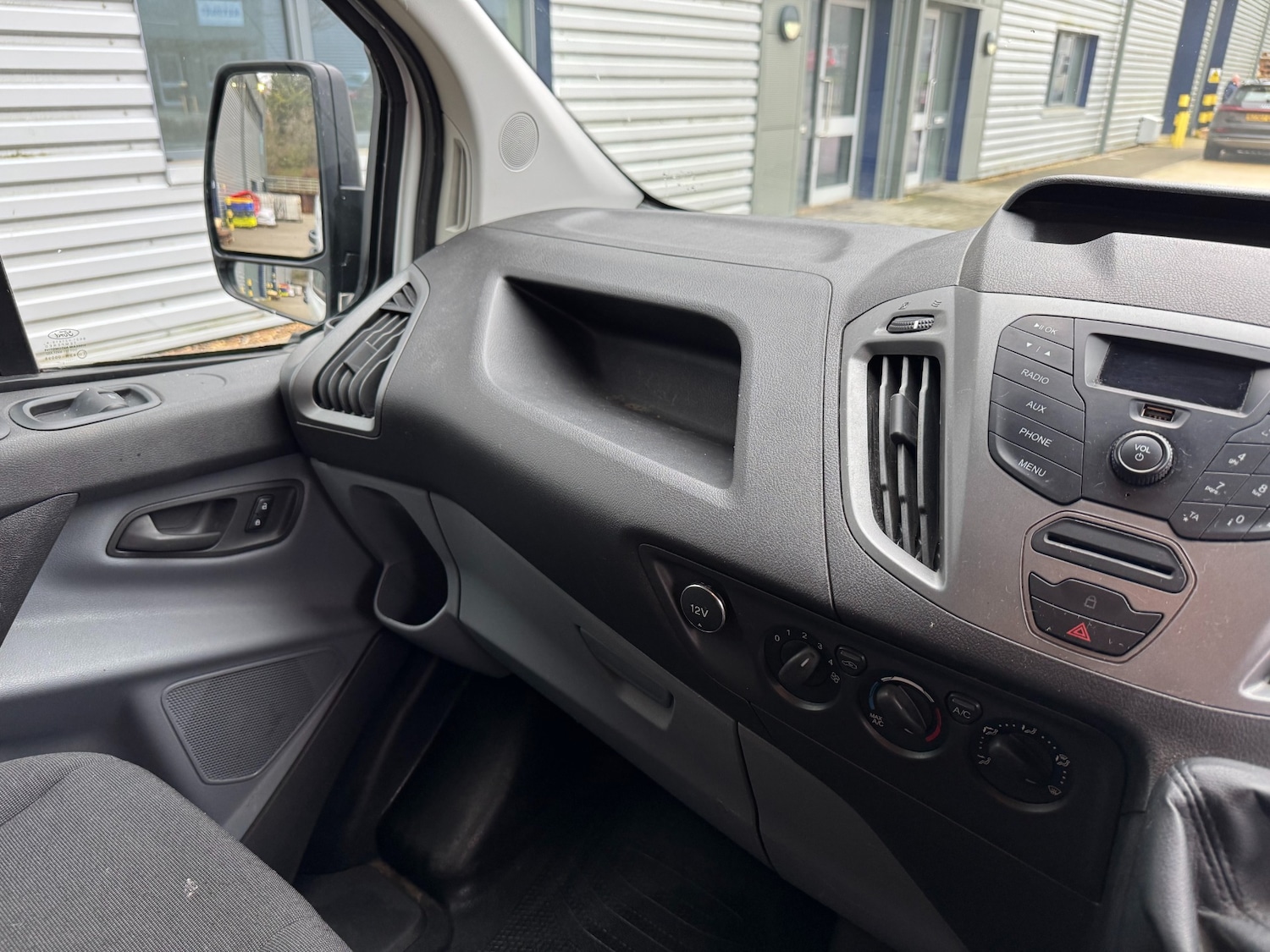 Used Ford Transit Custom 2017 for sale - 77323919: Photo 15