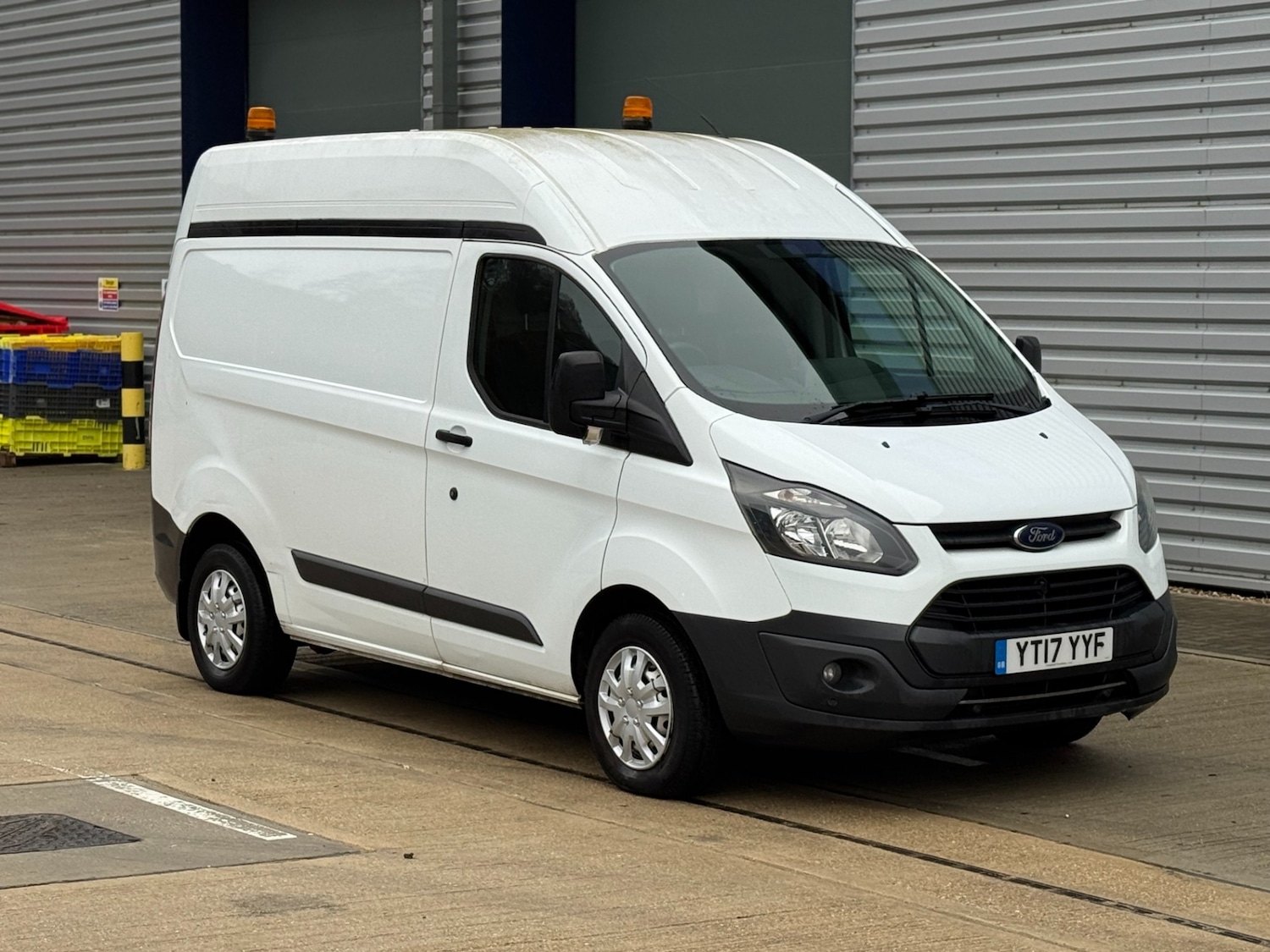 Used Ford Transit Custom 2017 for sale - 77323919: Photo 4