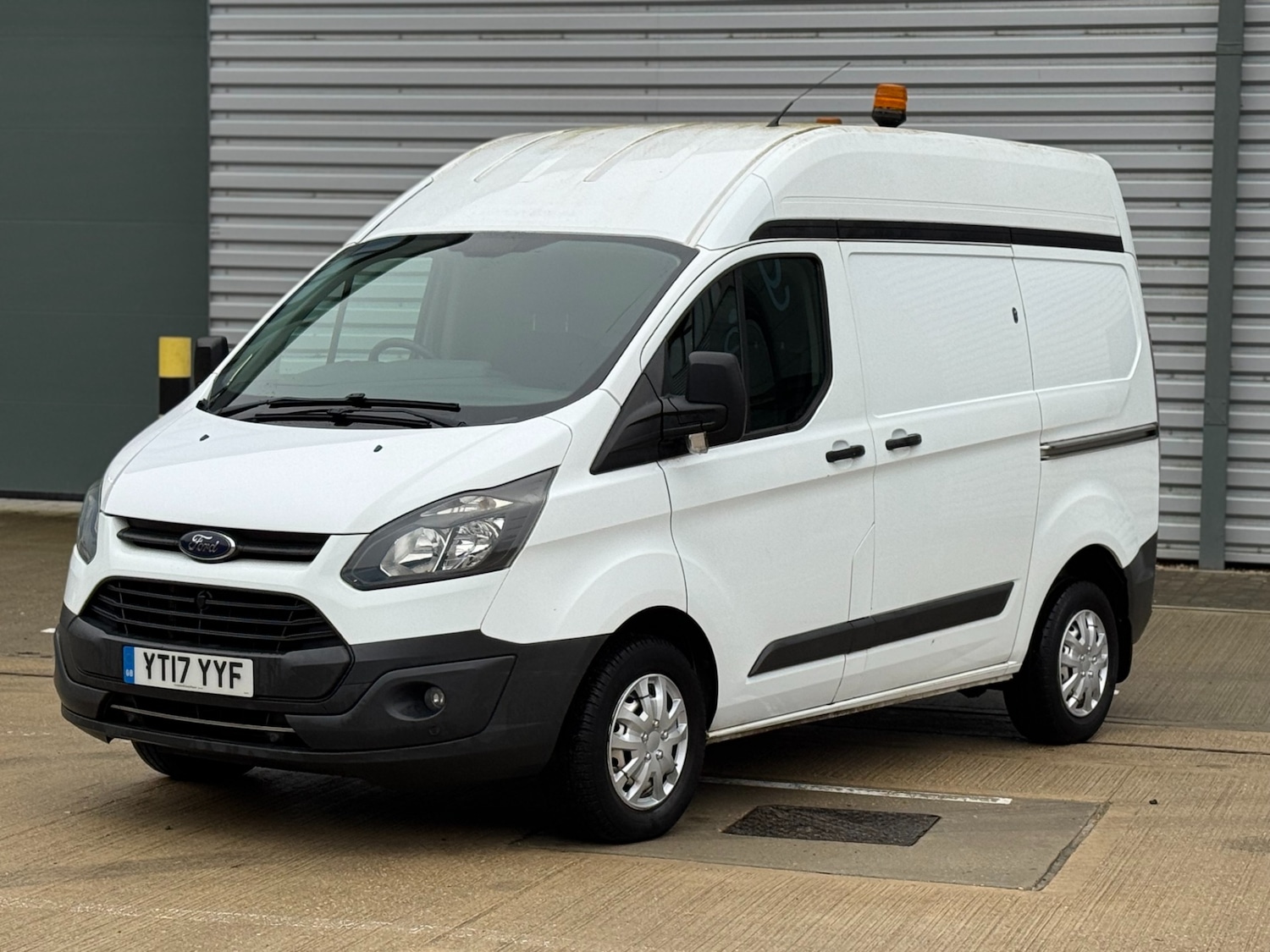 Used Ford Transit Custom 2017 for sale - 77323919: Photo 5