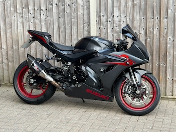 Used Suzuki GSX-R 2017 for sale - bike-78456770: Photo