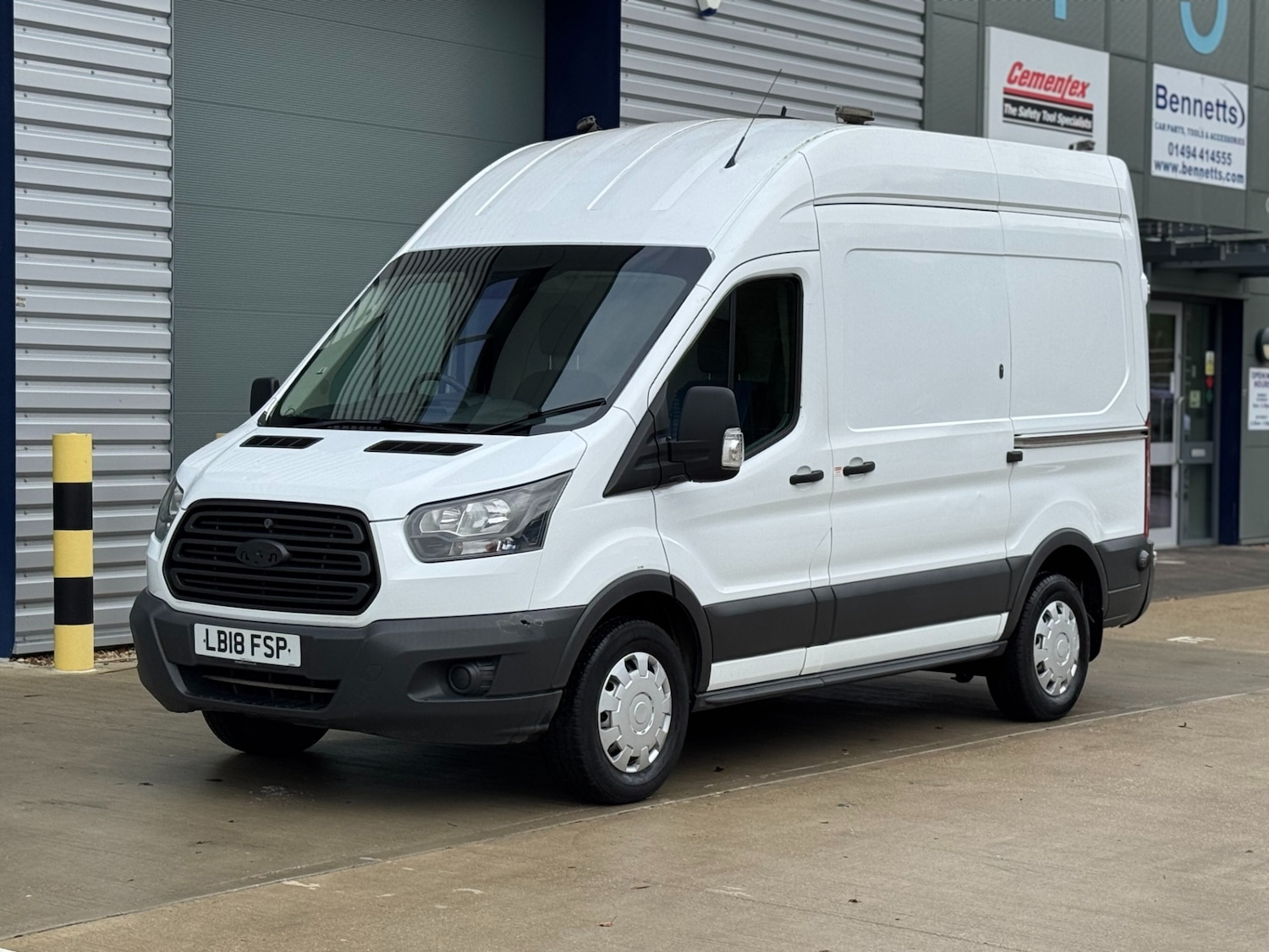 Used Ford Transit 2018 for sale - 76864152: Photo 2