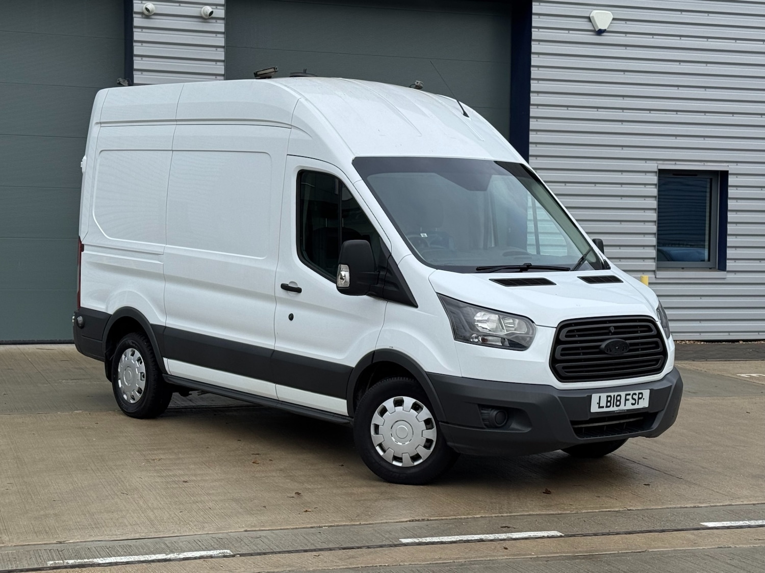 Used Ford Transit 2018 for sale - 76864152: Photo 3