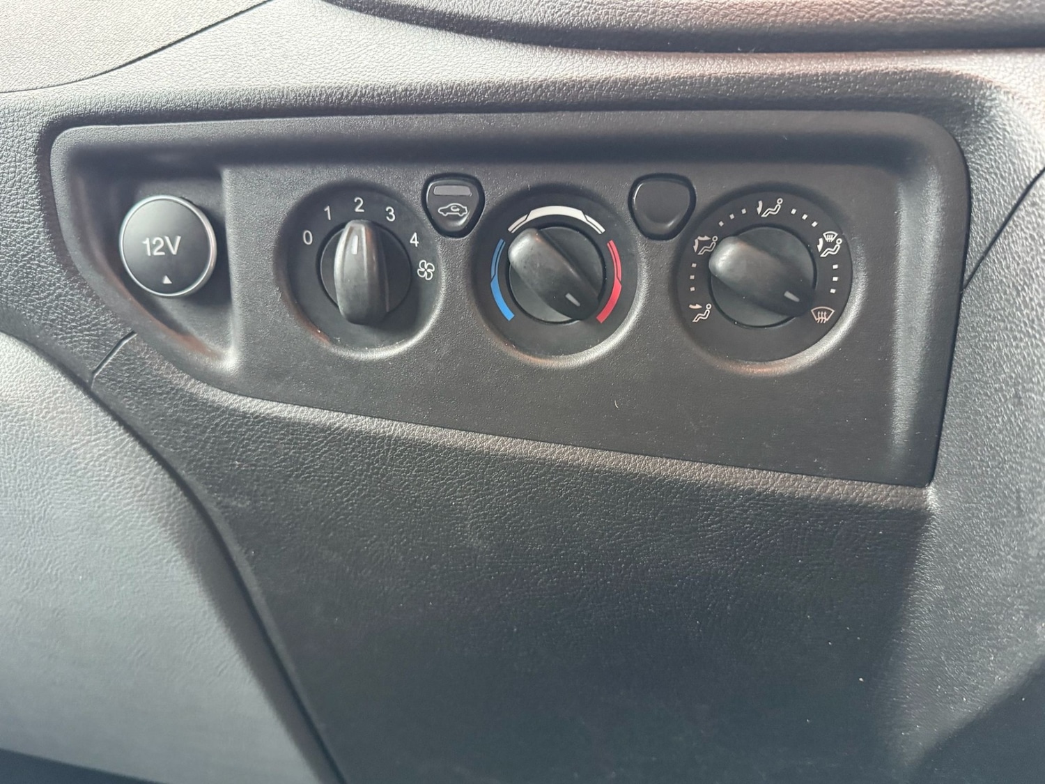 Used Ford Transit 2018 for sale - 77417986: Photo 13