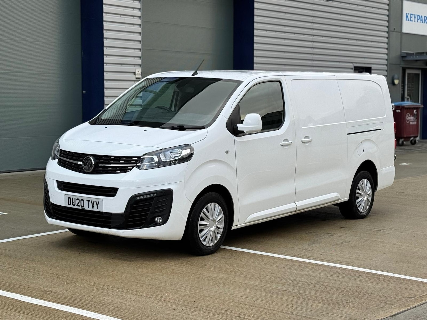 Used Vauxhall Vivaro 2020 for sale - 77258619: Photo 2