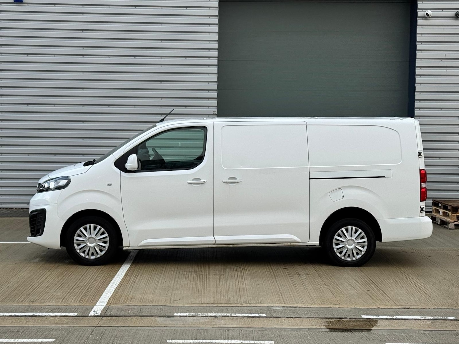 Used Vauxhall Vivaro 2020 for sale - 77258619: Photo 5