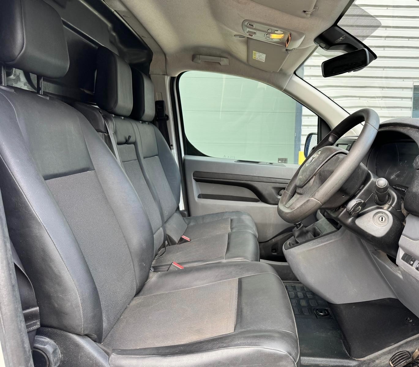 Used Vauxhall Vivaro 2020 for sale - 77258619: Photo 9