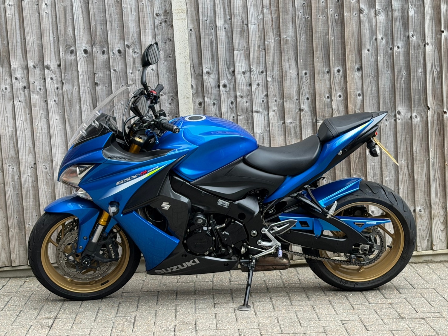Used Suzuki GSX-S 2015 for sale - 78883212: Photo 2