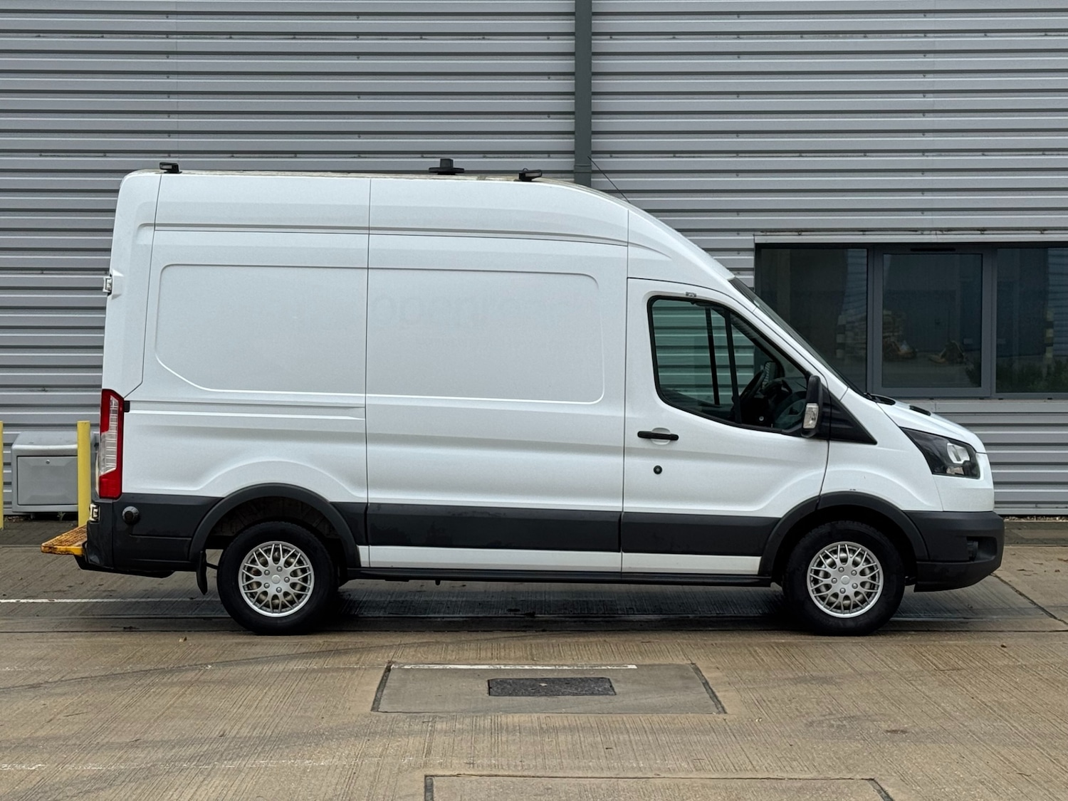 Used Ford Transit 2018 for sale - 76426079: Photo 5