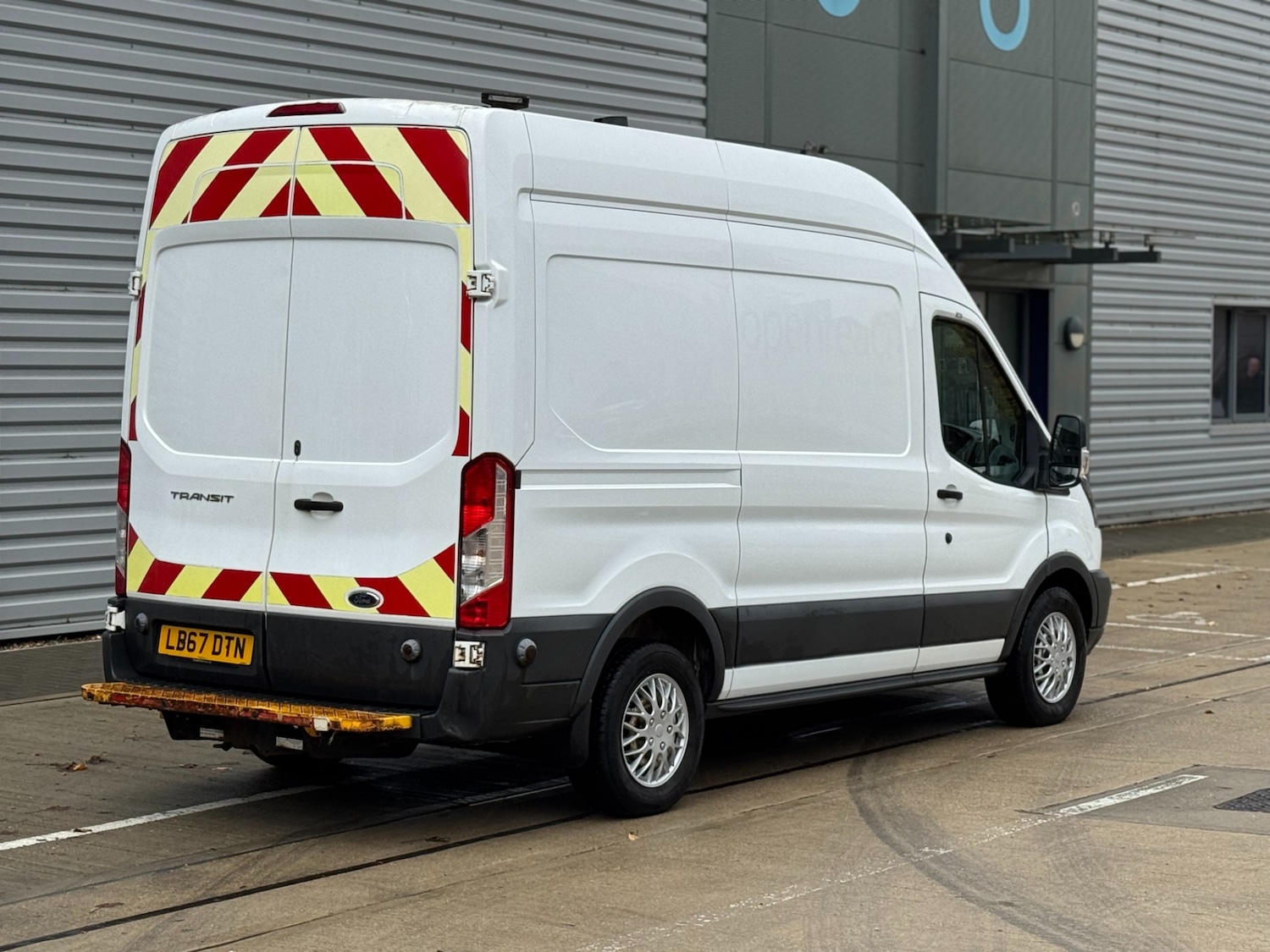 Used Ford Transit 2018 for sale - 76426079: Photo 8
