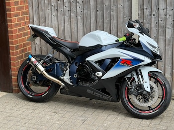 Used Suzuki GSX-R 2010 for sale - bike-78331572: Photo