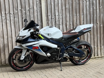 Used Suzuki GSX-R 2010 for sale - bike-78331572: Photo