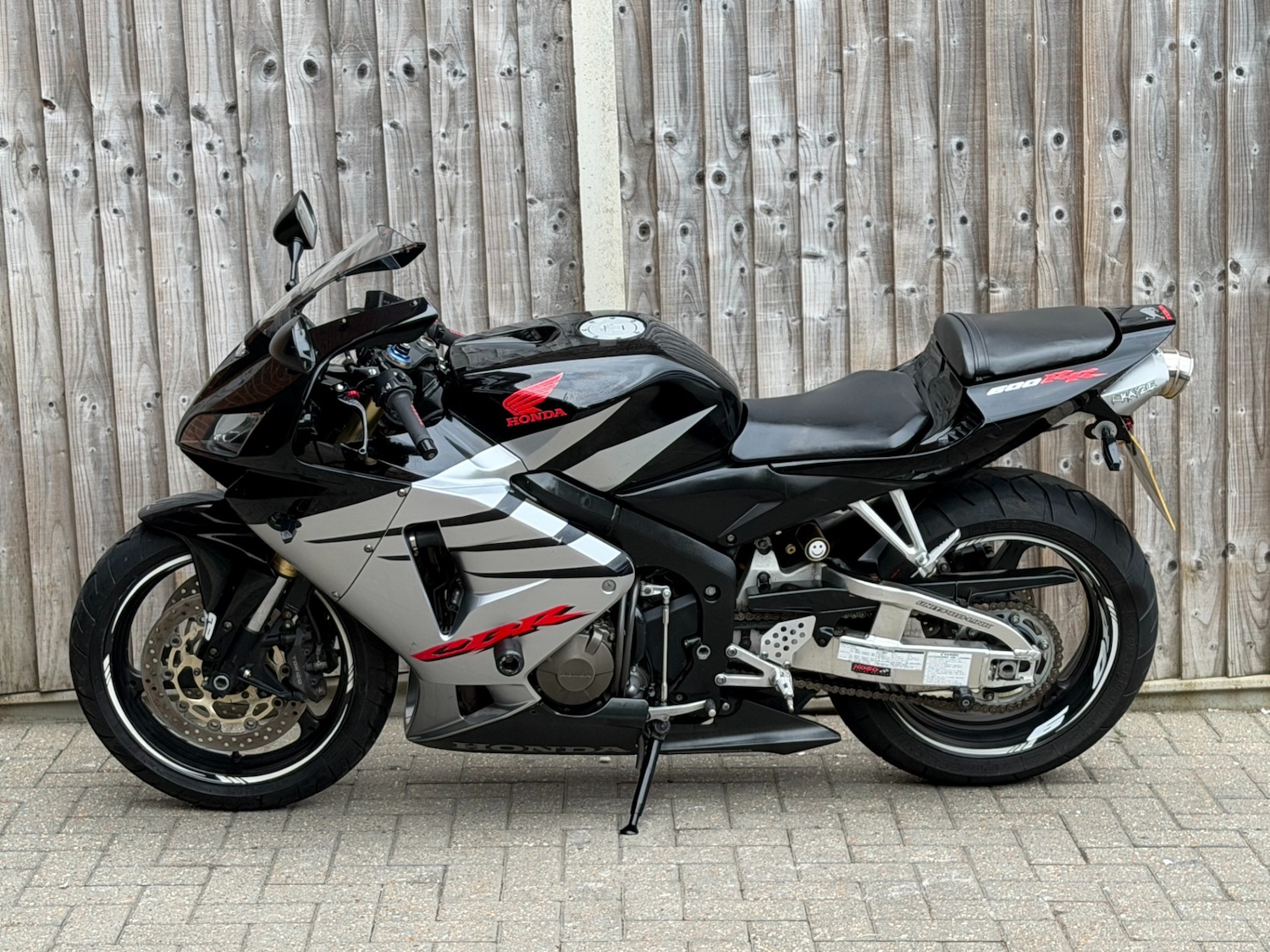 Used Honda CBR 2005 for sale - 78554421: Photo 2