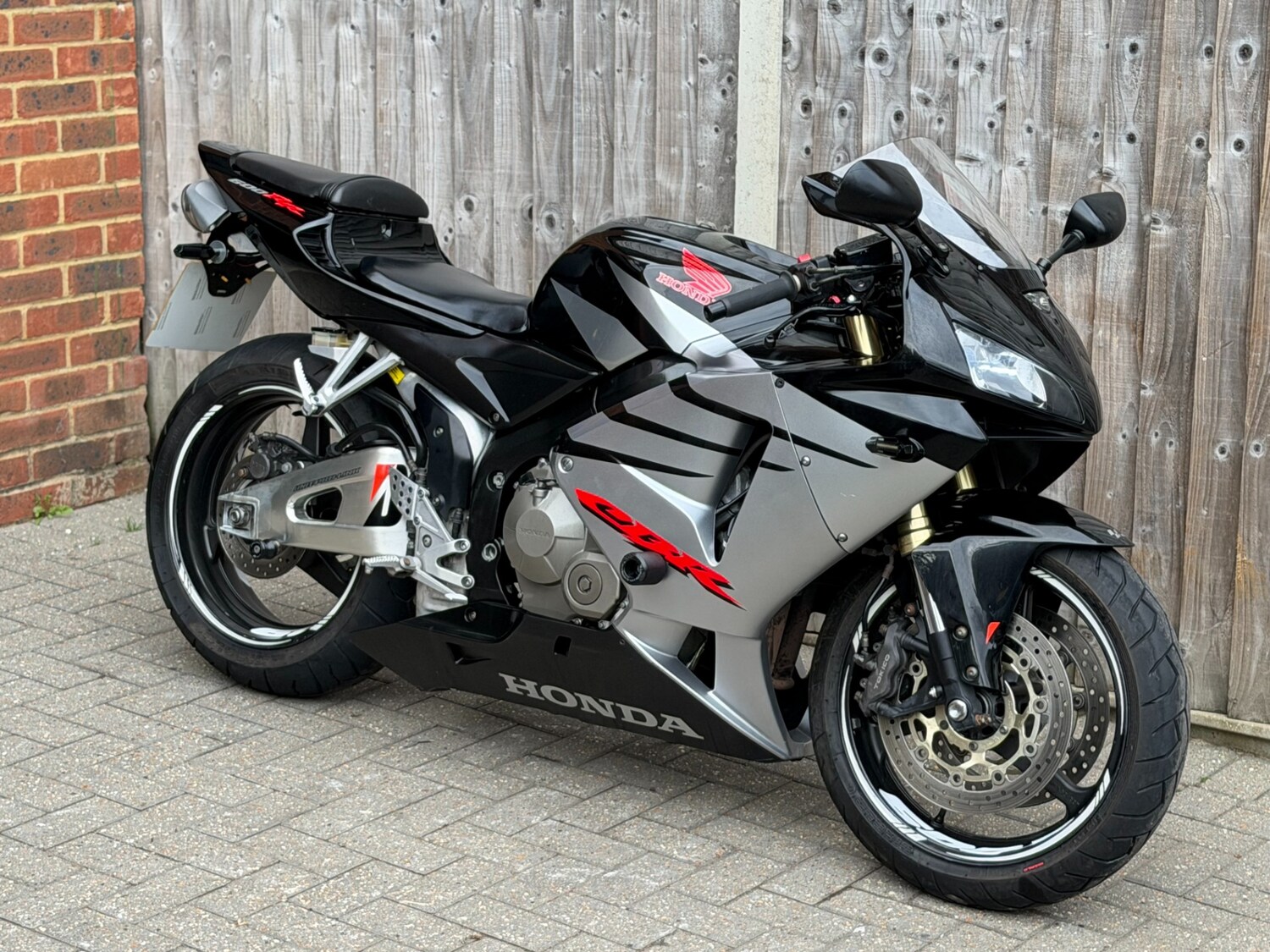 Used Honda CBR 2005 for sale - 78554421: Photo 3