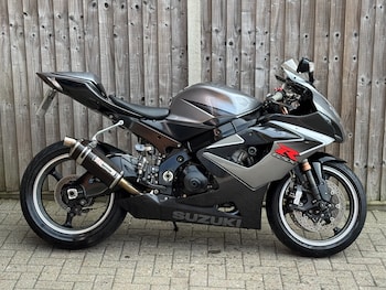 Used Suzuki GSX-R 2006 for sale - bike-77831811: Photo
