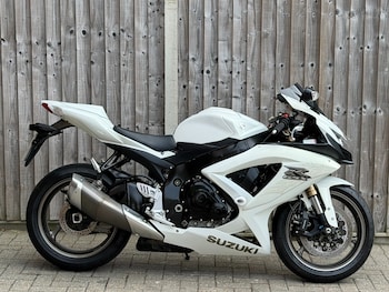 Used Suzuki GSX-R 2010 for sale - bike-78179459: Photo