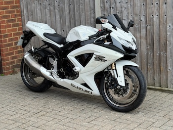 Used Suzuki GSX-R 2010 for sale - bike-78179459: Photo