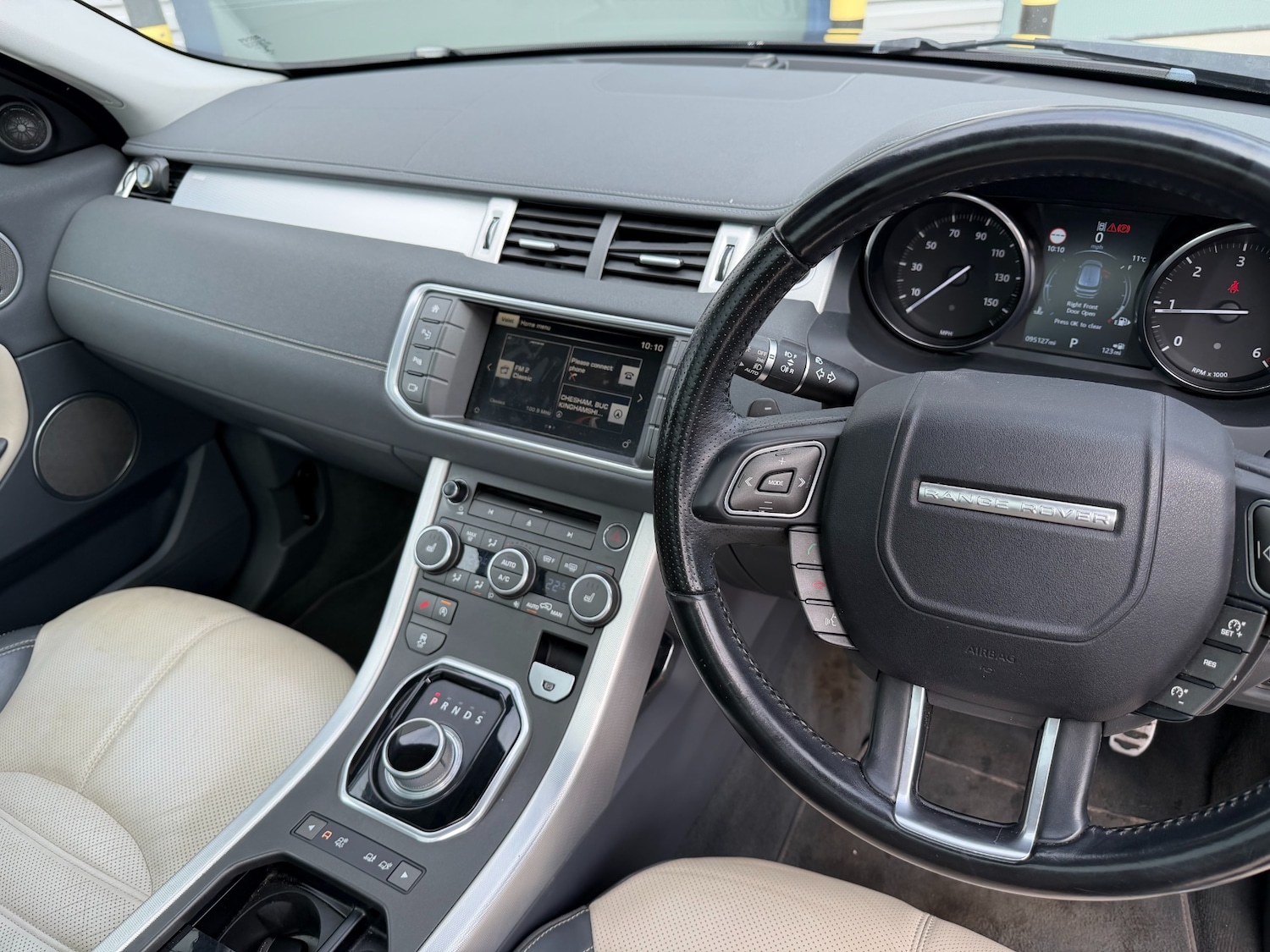 Used Land Rover Range Rover Evoque 2015 for sale - 78079184: Photo 25