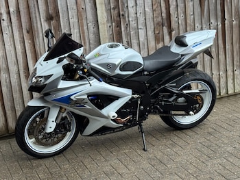 Used Suzuki GSX-R 2008 for sale - bike-77432572: Photo