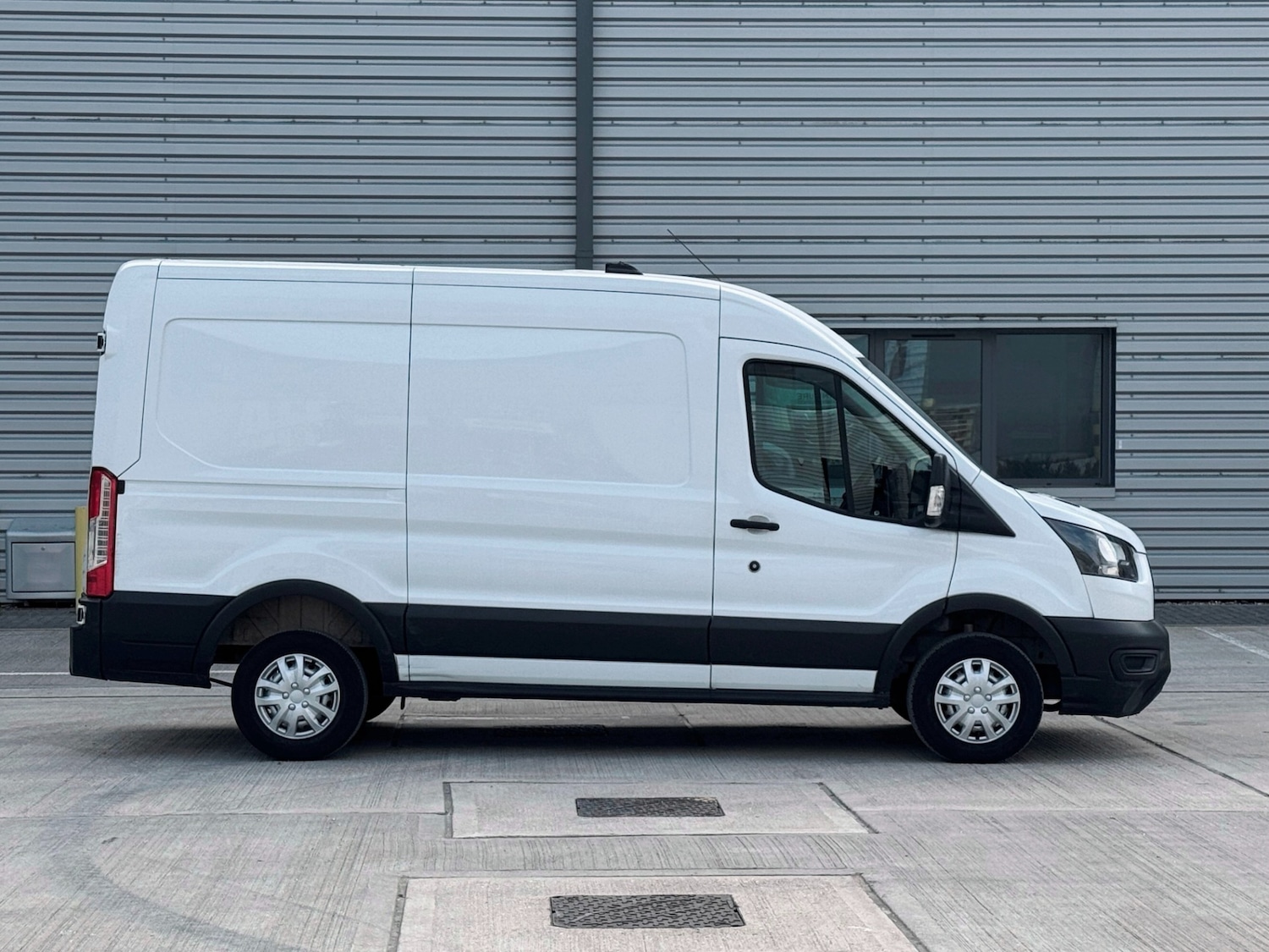 Used Ford Transit 2022 for sale - 76637876: Photo 6